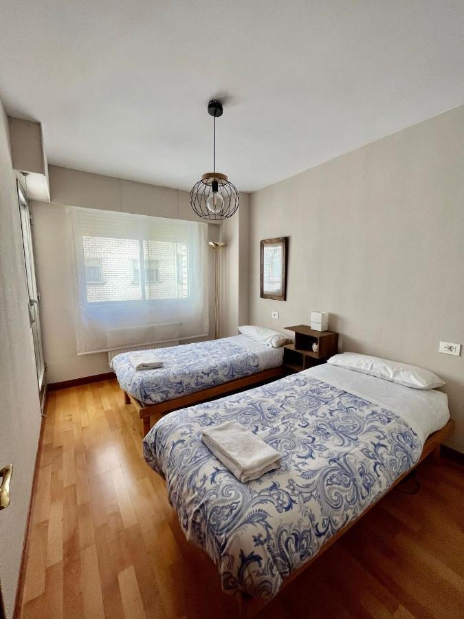 Atuaire Home Agradable Apartamento En El Centro De Burgos Parking Incluido Luaran gambar